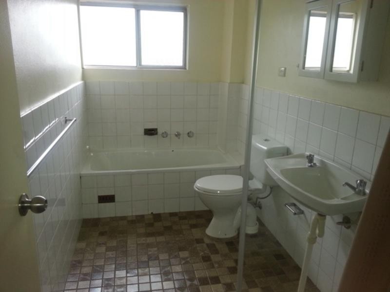 18/76 Copeland Street, Liverpool NSW 2170