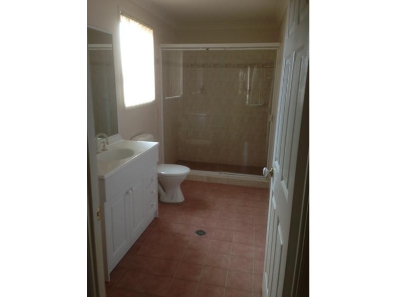 38B Joshua Moore Drive, Horningsea Park NSW 2171