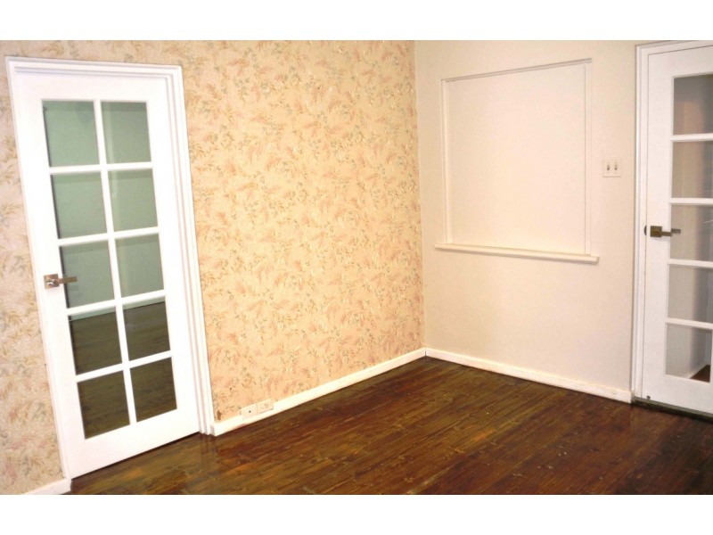 16 Bungalow, Roselands NSW 2196