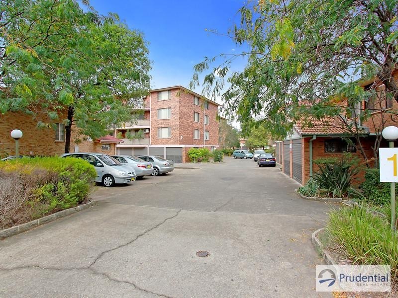 125/1 Riverpark Drive, Liverpool NSW 2170