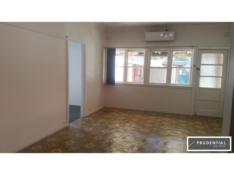 54 Maryvale Ave, Liverpool NSW 2170