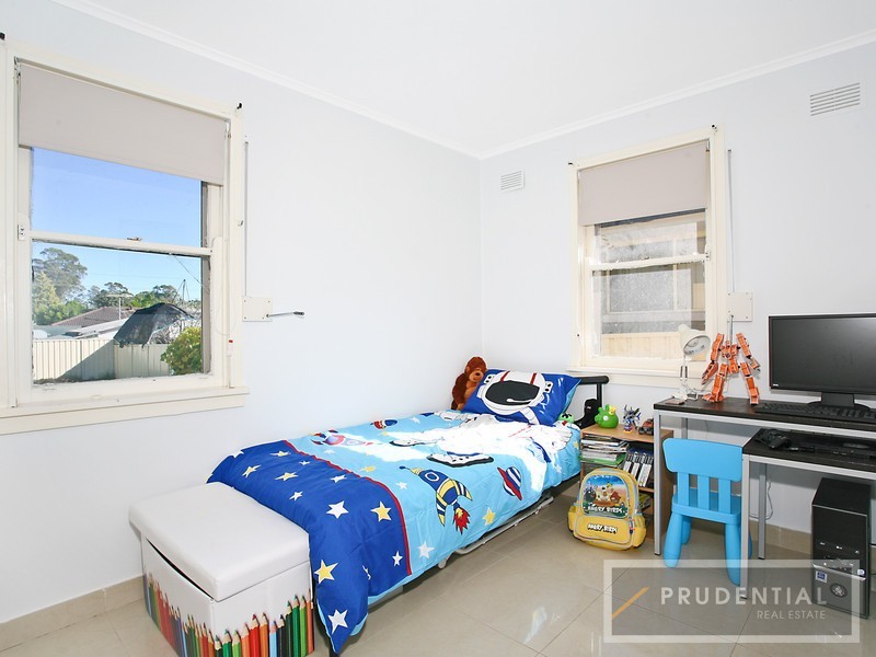 10 Strickland Crescent, Ashcroft NSW 2168