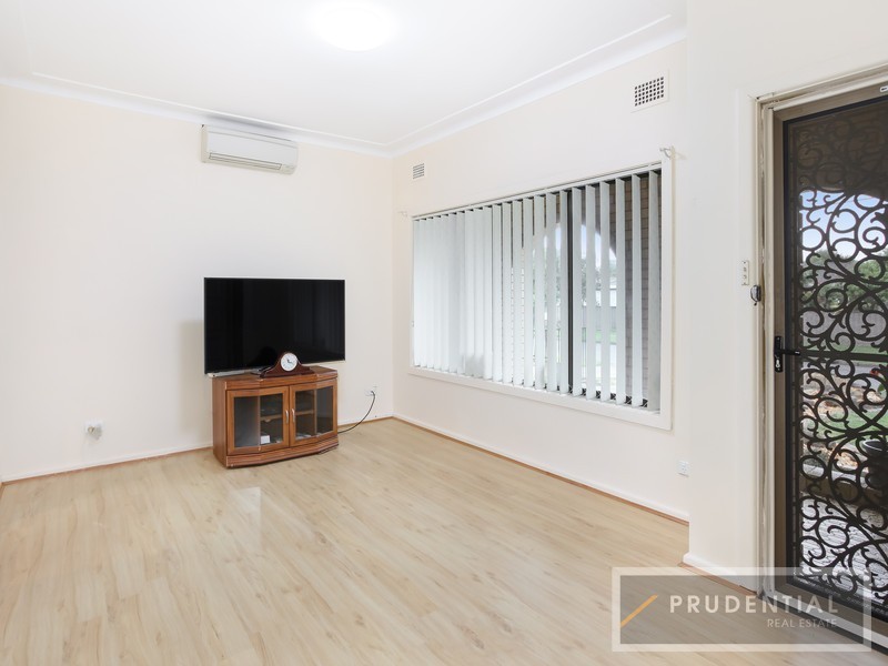 5 Vincent Avenue, Liverpool NSW 2170