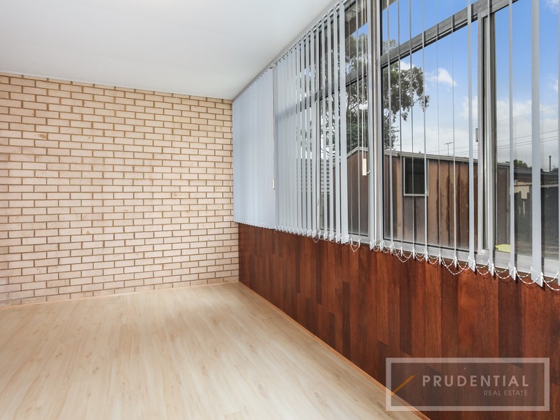 5 Vincent Avenue, Liverpool NSW 2170