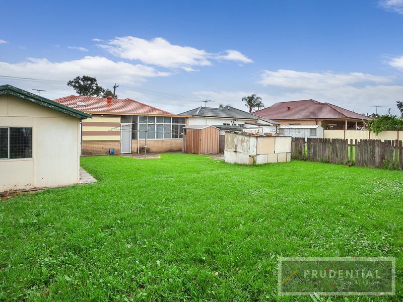 5 Vincent Avenue, Liverpool NSW 2170