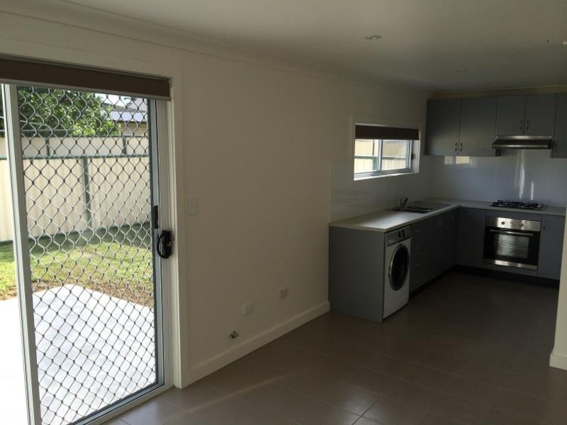 6A Bosley Ave, Liverpool NSW 2170