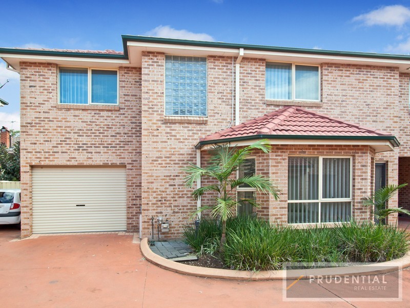 3/180 Newbridge Road, Moorebank NSW 2170
