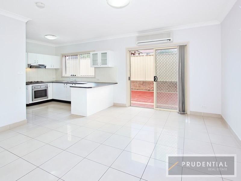 3/180 Newbridge Road, Moorebank NSW 2170