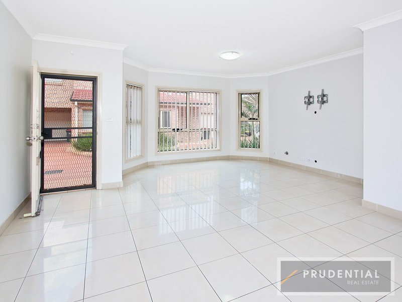 3/180 Newbridge Road, Moorebank NSW 2170