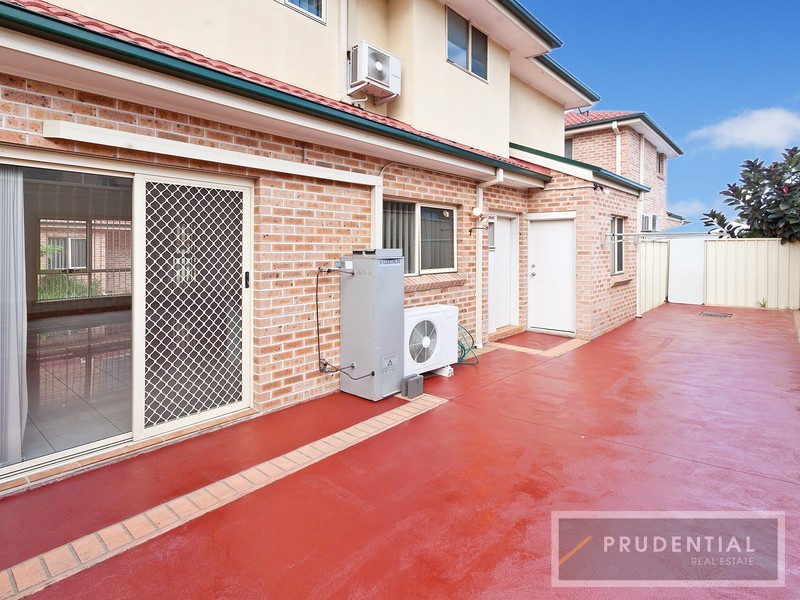 3/180 Newbridge Road, Moorebank NSW 2170