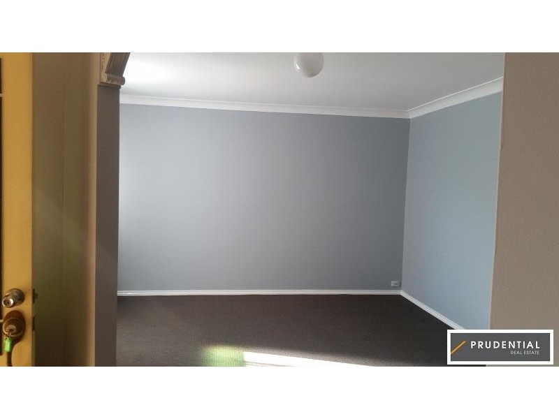 16 Triabunna Ave, West Hoxton NSW 2171