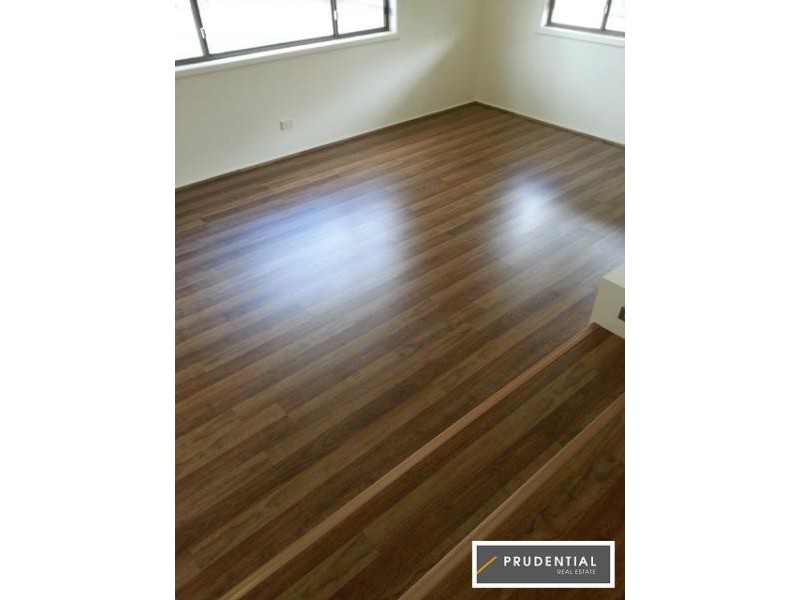 43 Rowe Ave, Lurnea NSW 2170