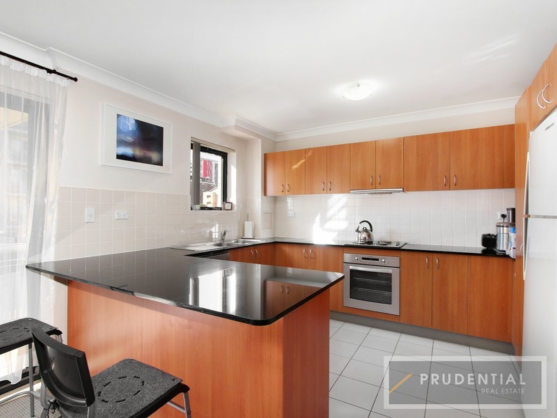20/12-20 Lachlan Street, Liverpool NSW 2170