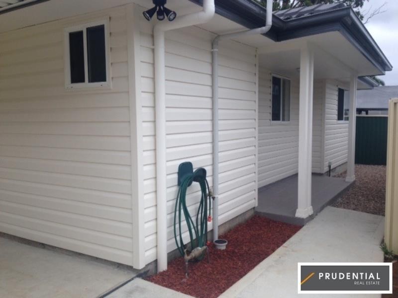 12A Bare Avenue, Lurnea NSW 2170