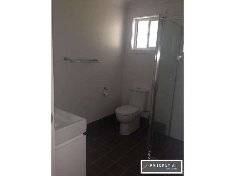 12A Bare Avenue, Lurnea NSW 2170