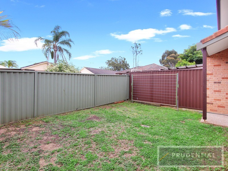 4/109 Stewart Avenue, Hammondville NSW 2170