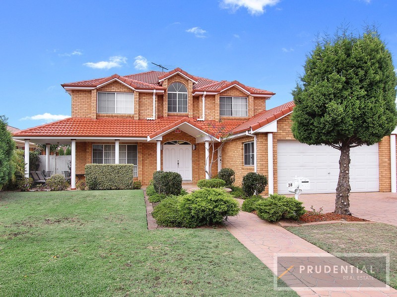 28 Como Court, Wattle Grove NSW 2173
