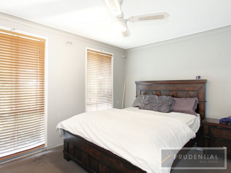 263 Whitford Road, Green Valley NSW 2168