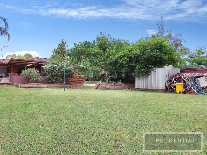 263 Whitford Road, Green Valley NSW 2168