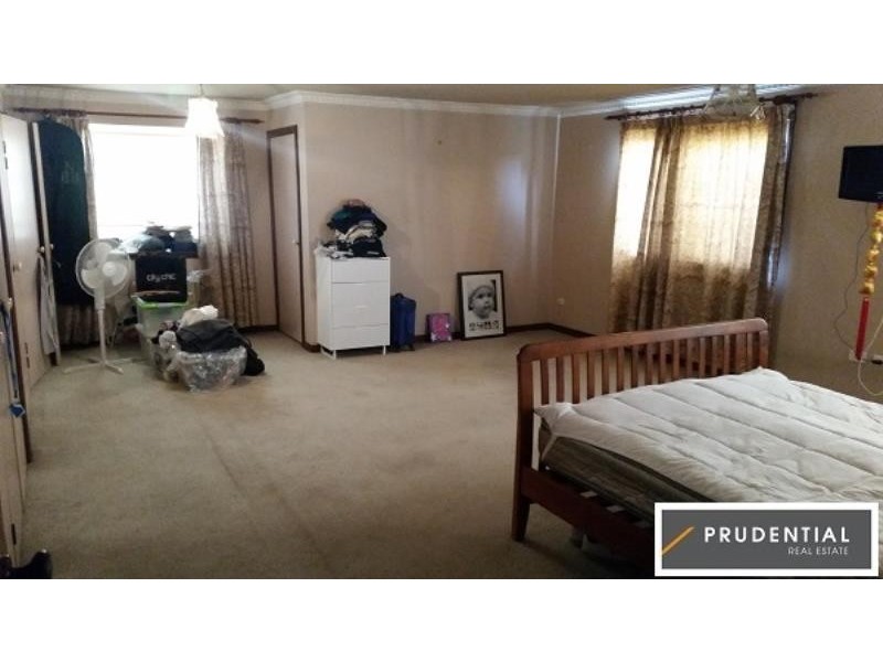 1239 Mamre Rd, Kemps Creek NSW 2178