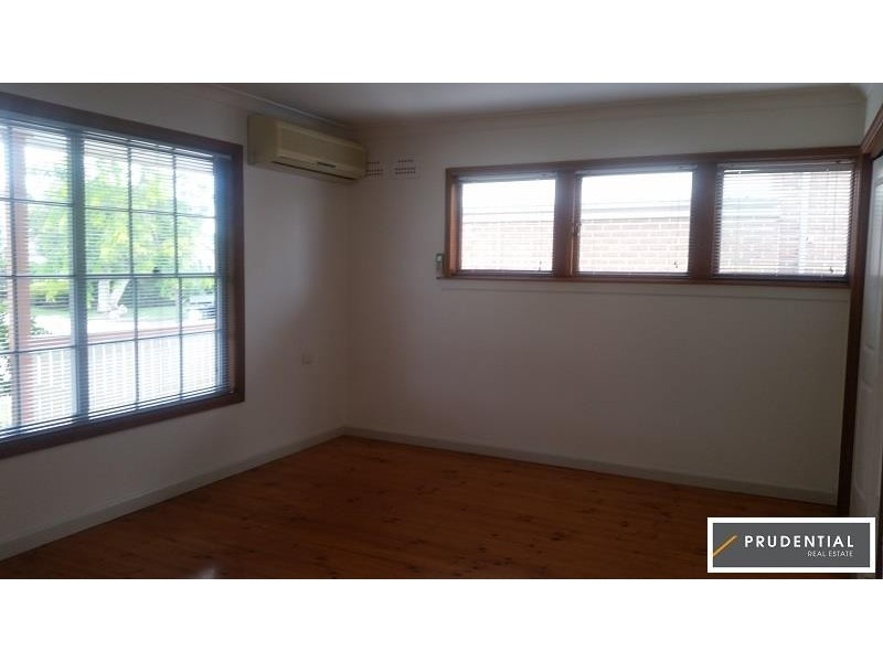 14 Miri Crescent, Holsworthy NSW 2173