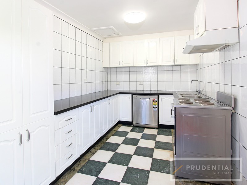 39 Charter Street, Sadleir NSW 2168