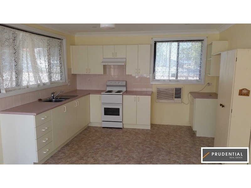 8A Clingan Avenue, Lurnea NSW 2170