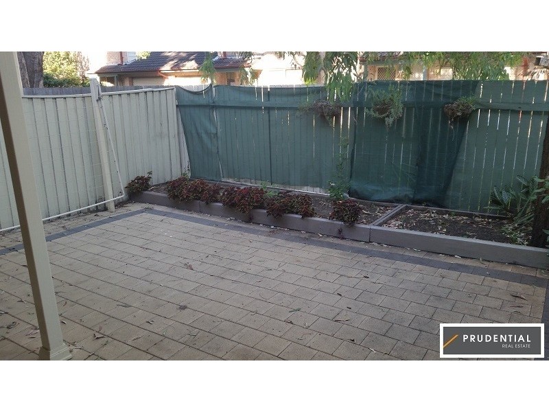 8/142 Heathcote Road, Hammondville NSW 2170