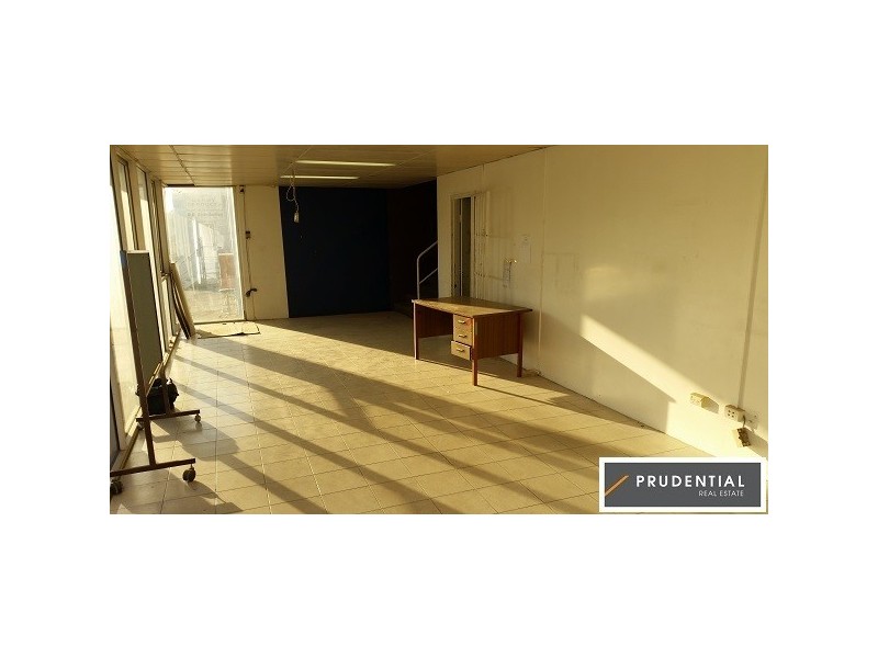 10/3 Lancaster Street, Ingleburn NSW 2565