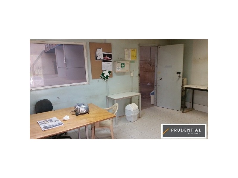 10/3 Lancaster Street, Ingleburn NSW 2565