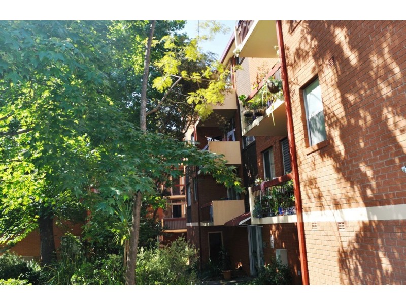 17-19 Phillip Street, Roselands NSW 2196