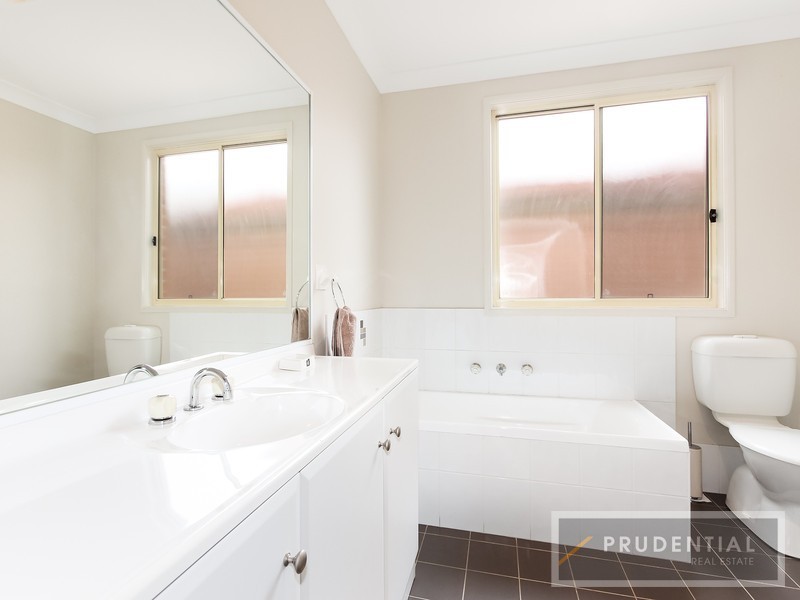 12 Lionel Street, Ingleburn NSW 2565