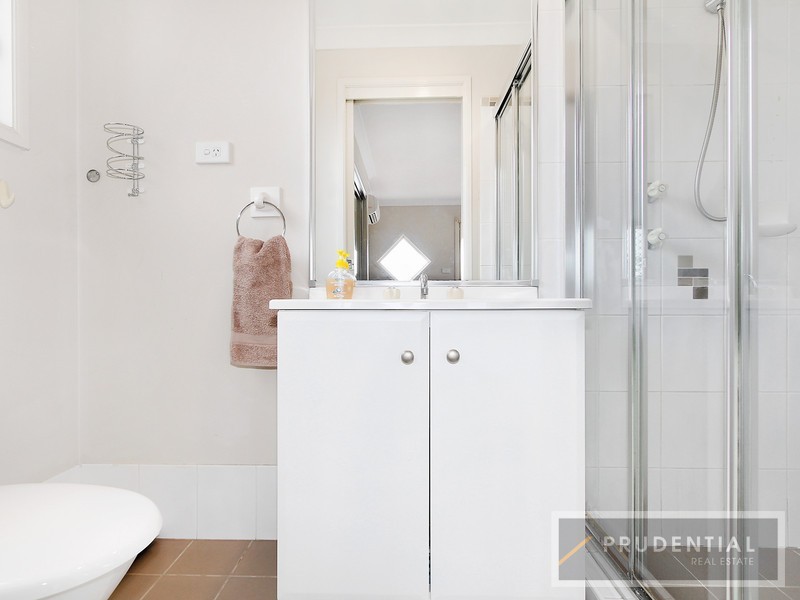 12 Lionel Street, Ingleburn NSW 2565