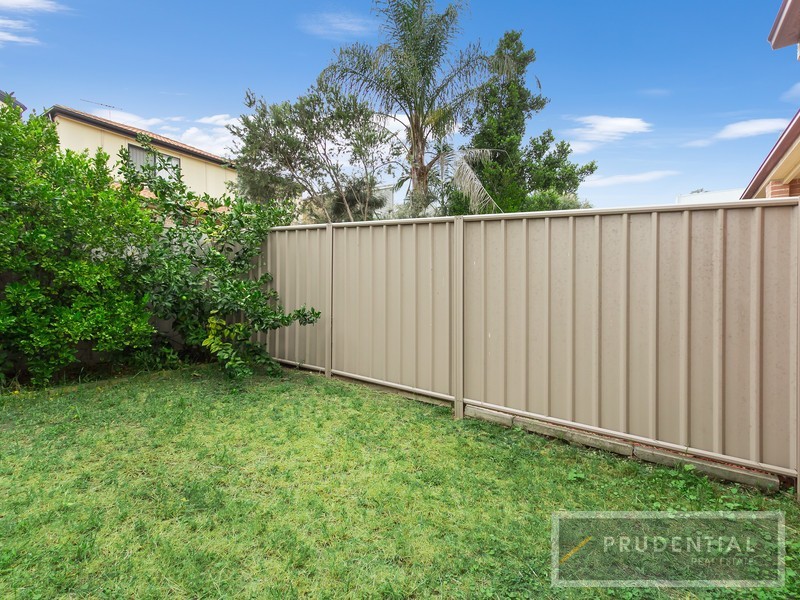 12 Lionel Street, Ingleburn NSW 2565