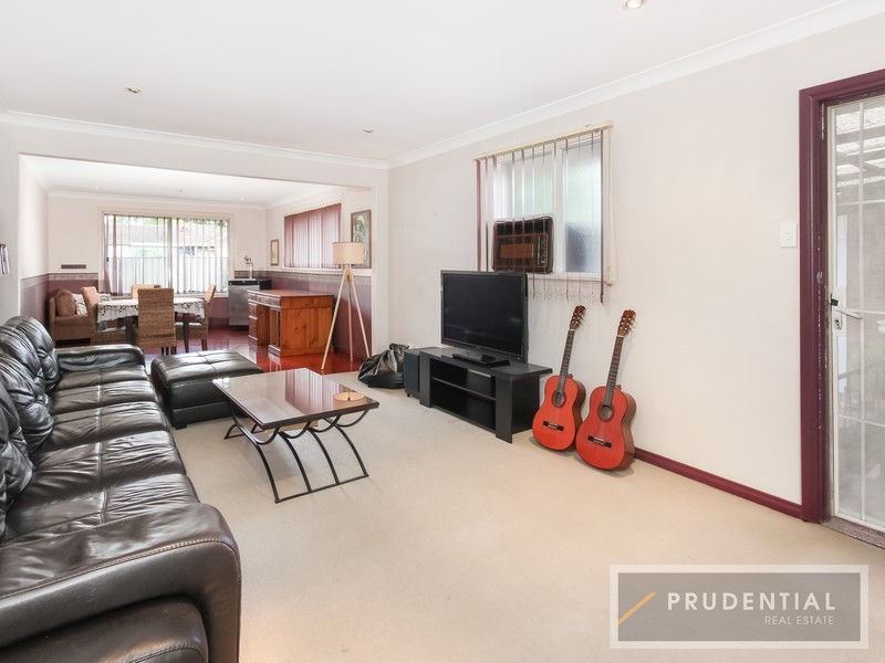 82 Medley Avenue, Liverpool NSW 2170