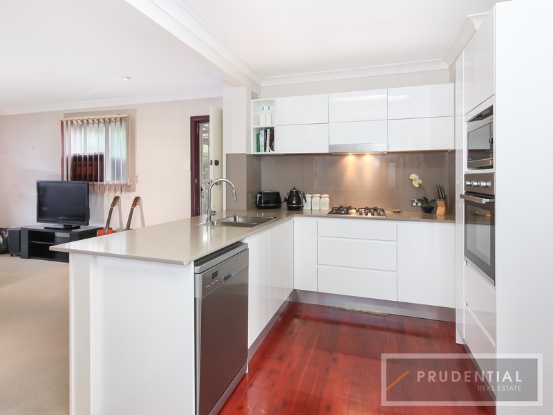 82 Medley Avenue, Liverpool NSW 2170