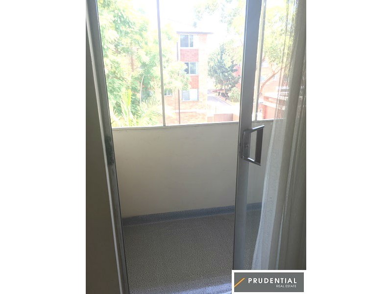 16/3 Drummond Street, Warwick Farm NSW 2170