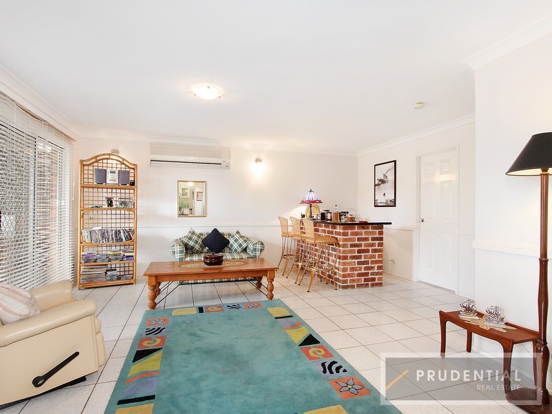 18 Doncaster Avenue, Casula NSW 2170