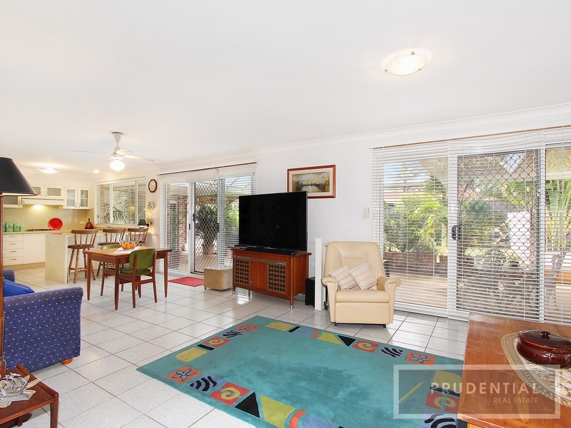 18 Doncaster Avenue, Casula NSW 2170