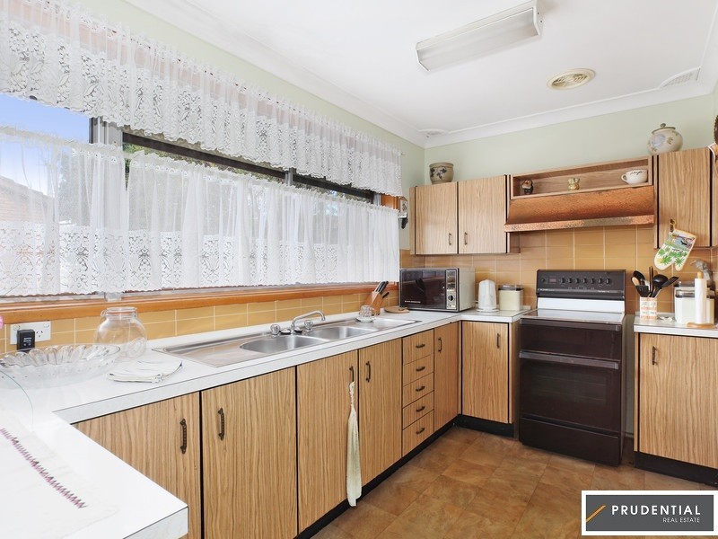 82 Congressional Drive, Liverpool NSW 2170