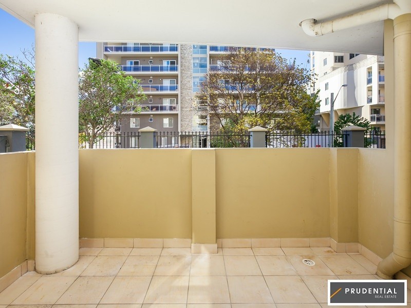 30/12-20 Lachlan Street, Liverpool NSW 2170