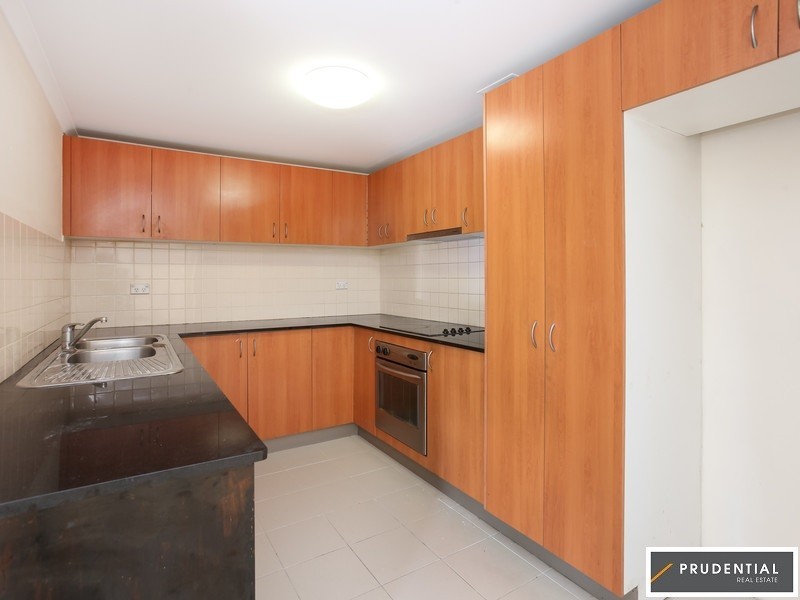 30/12-20 Lachlan Street, Liverpool NSW 2170