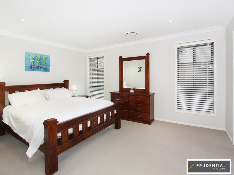 9 Corsair Avenue, Middleton Grange NSW 2171