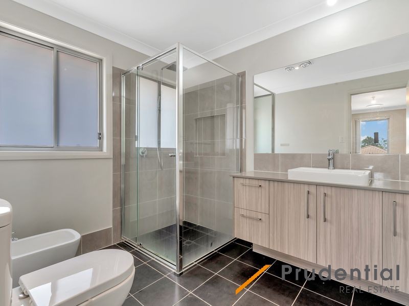 140 Macksville Street, Carnes Hill NSW 2171