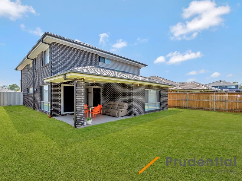 140 Macksville Street, Carnes Hill NSW 2171