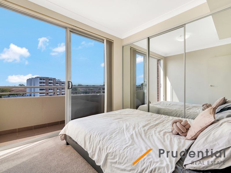 40/17-21 The Crescent, Fairfield NSW 2165