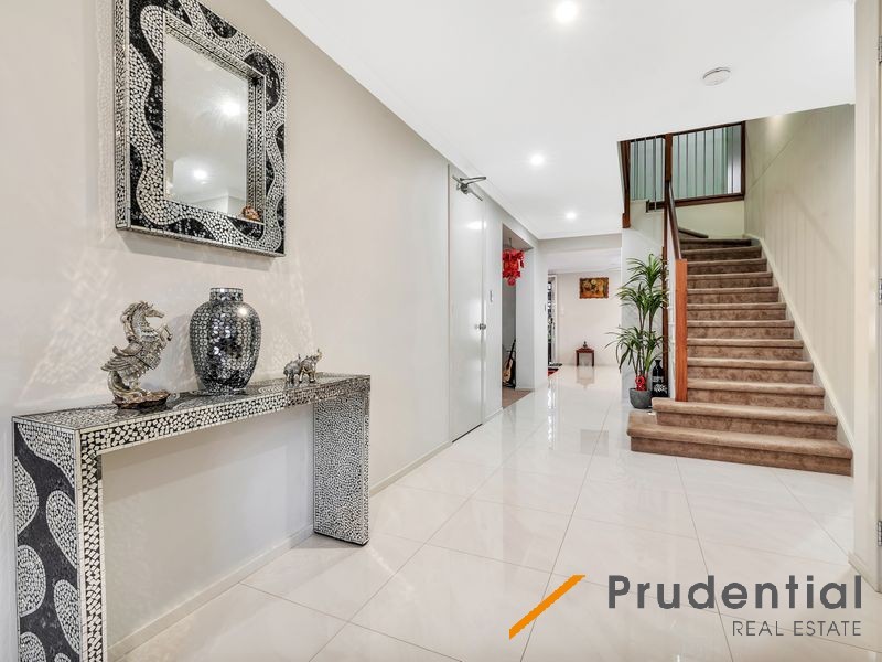 44 Pioneer Drive, Carnes Hill NSW 2171