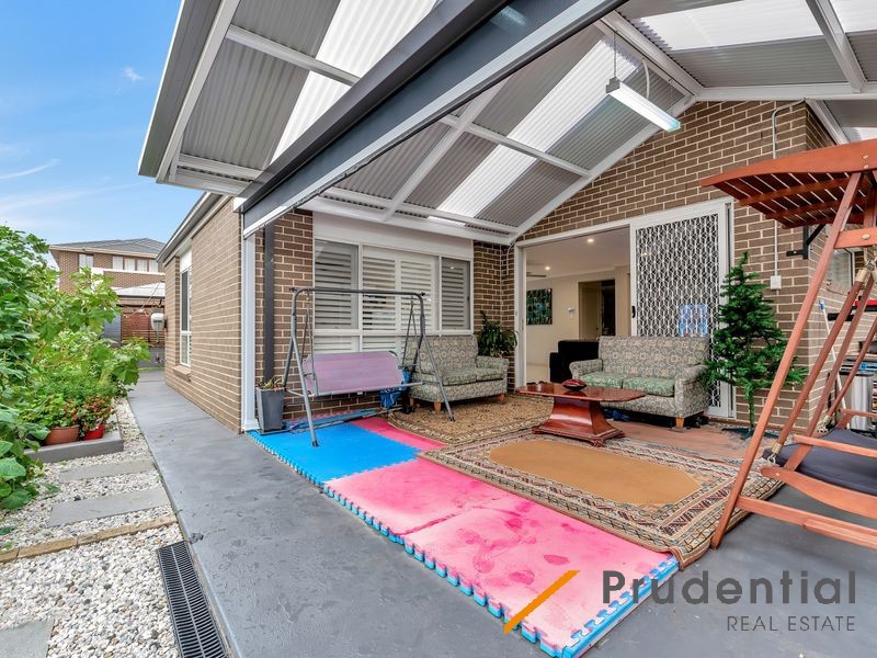 44 Pioneer Drive, Carnes Hill NSW 2171