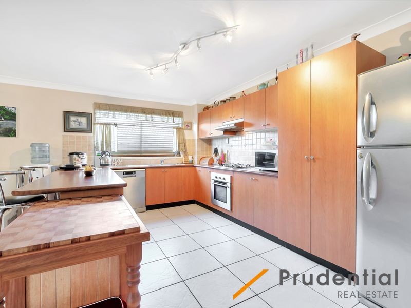 27 Wagga Wagga Street, Prestons NSW 2170