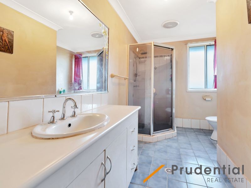 27 Wagga Wagga Street, Prestons NSW 2170